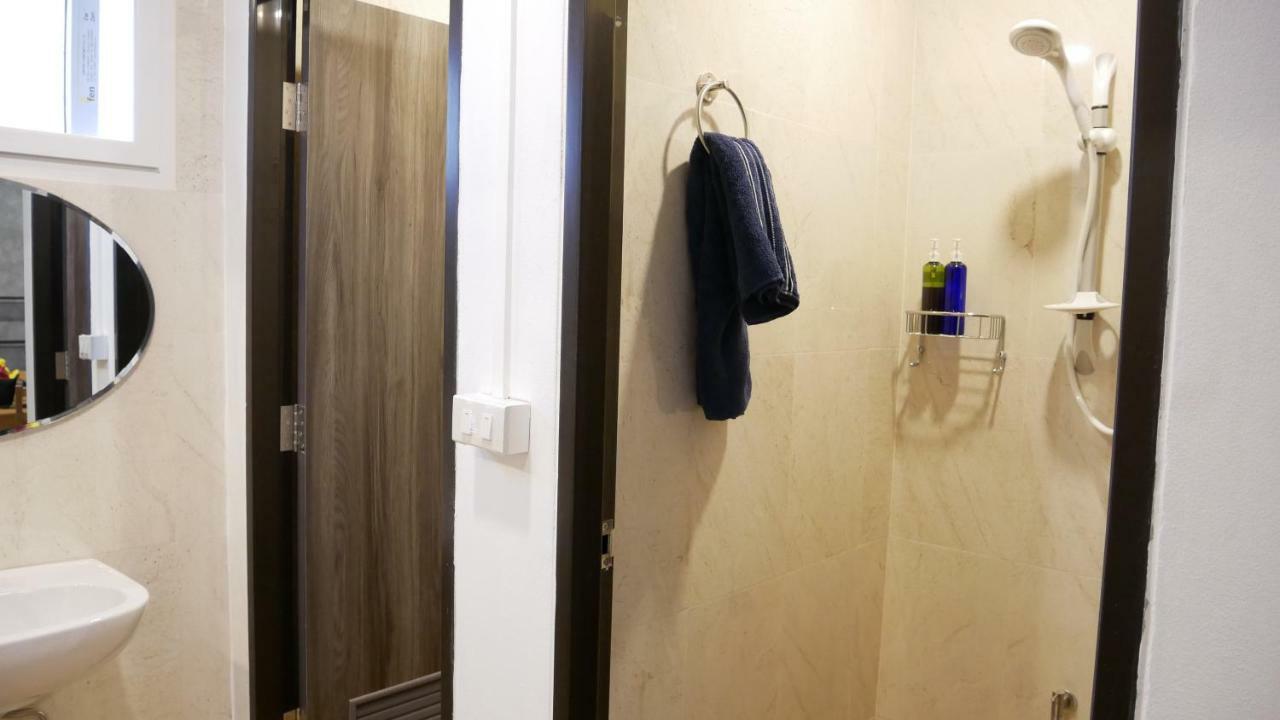 Np House Pratunam バンコク都 エクステリア 写真
