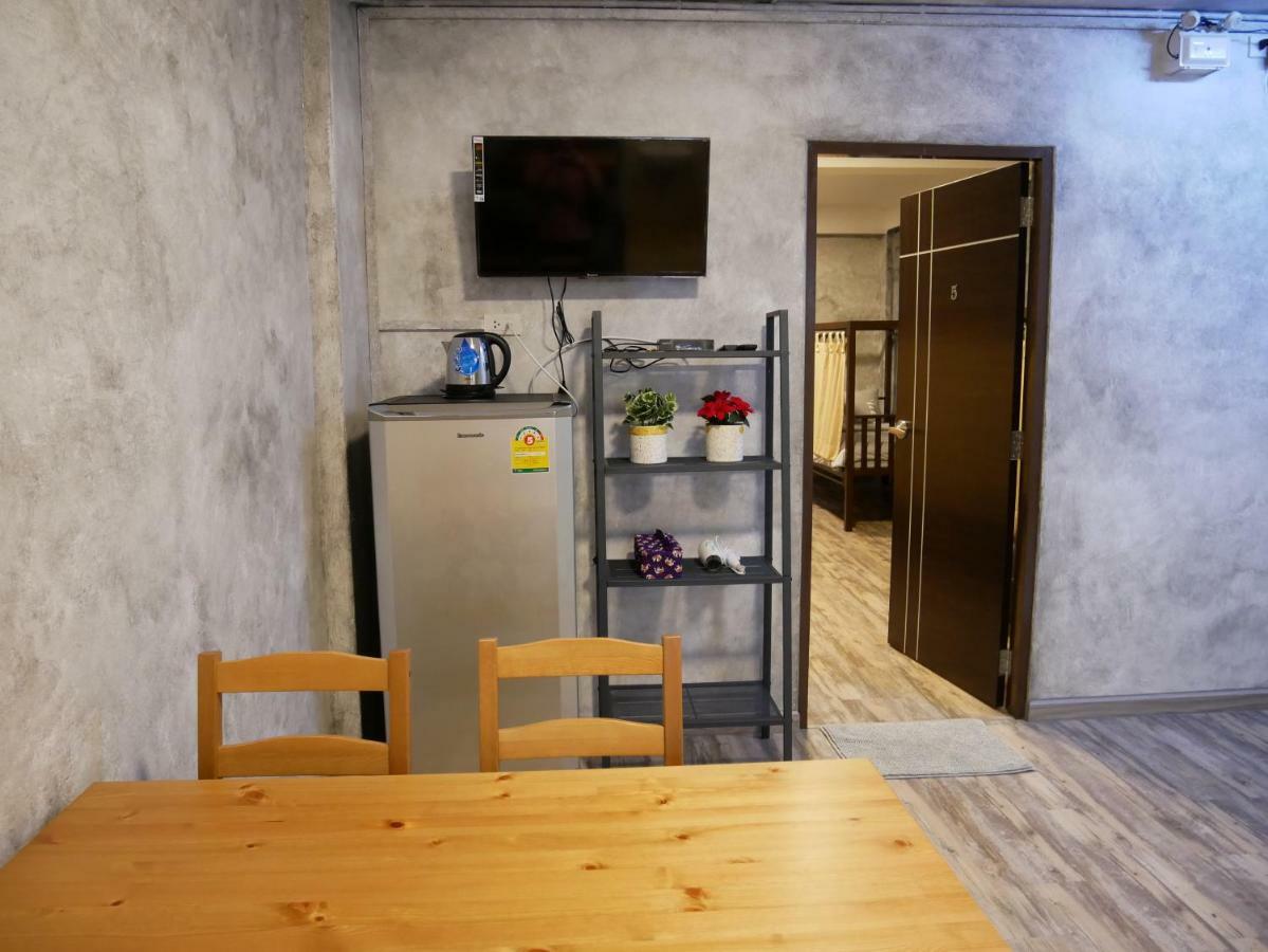 Np House Pratunam バンコク都 エクステリア 写真