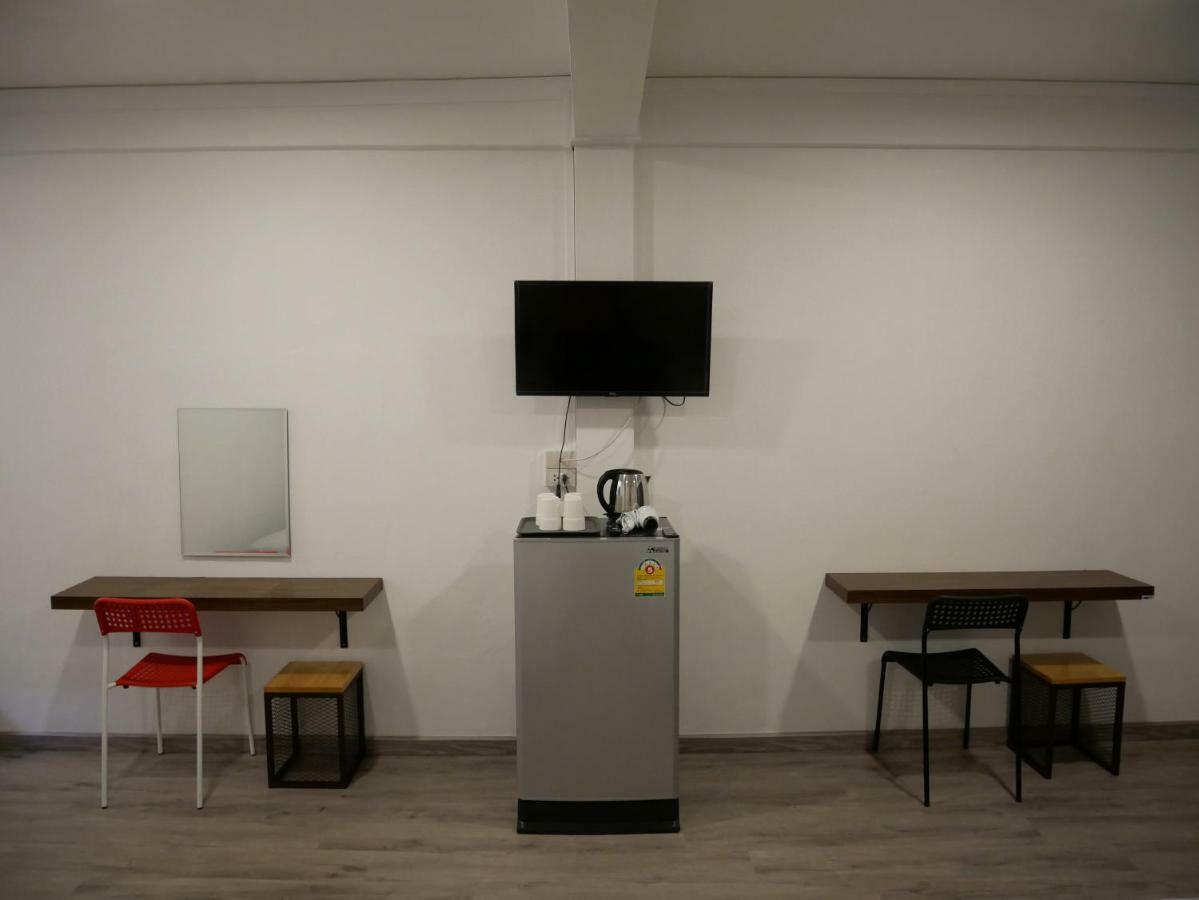 Np House Pratunam バンコク都 エクステリア 写真